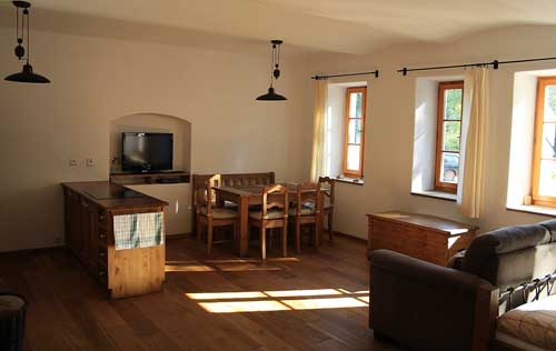Apartmány Kovárna Zdoňov Penzion_Kovarna_SpolecenskaMistnost.jpg